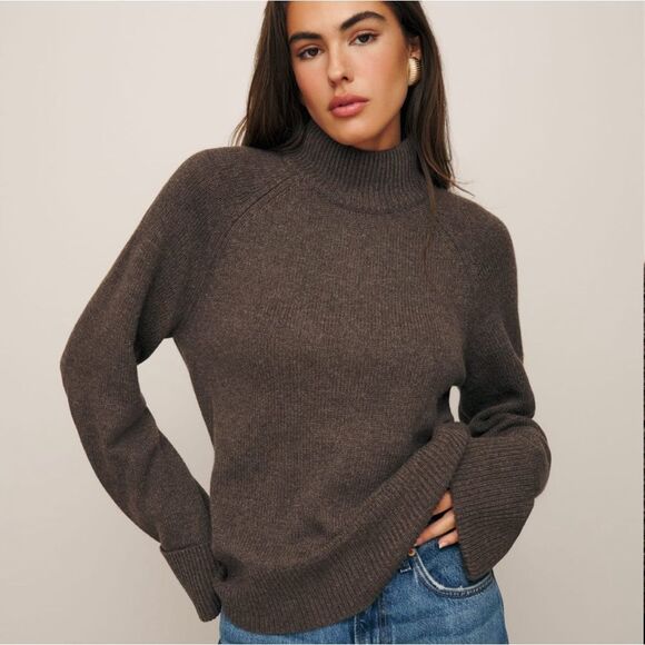 NWOT Reformation Garrett Cashmere Oversized Turtleneck - Picture 1 of 10